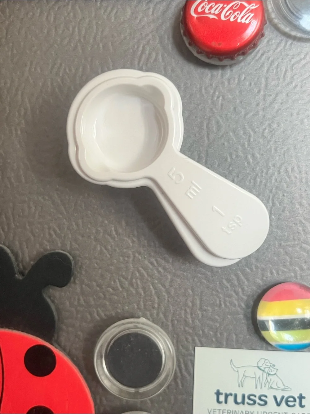 Vintage Tupperware White Plastic Mini Measuring Cup Set